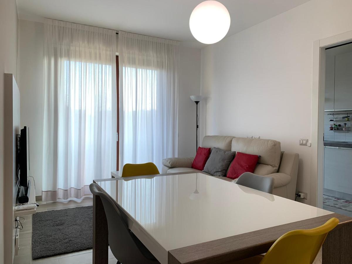 Trilocale In Zona Bocconi/Navigli Apartamento Milão Exterior foto