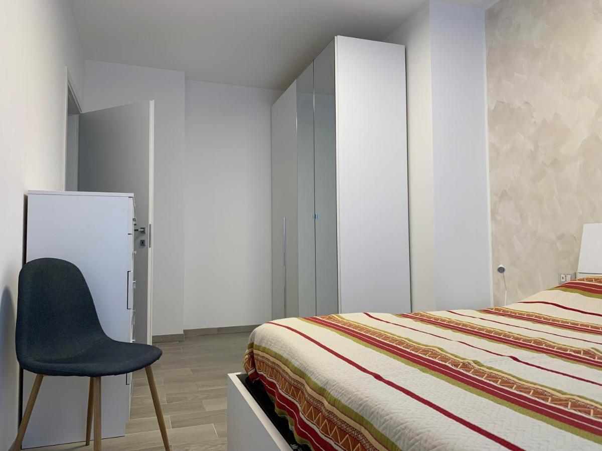 Trilocale In Zona Bocconi/Navigli Apartamento Milão Exterior foto